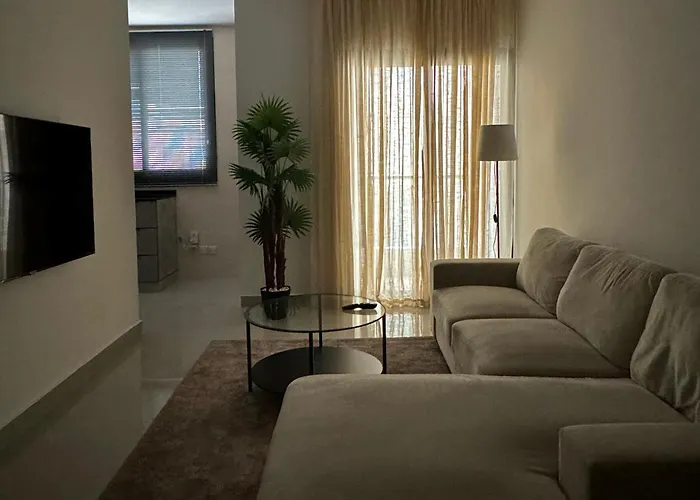 Cozy Apartment In Boshar